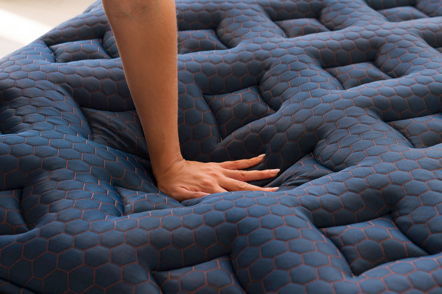 Brooklyn Bedding Aurora Luxe Cooling Hybrid with Cloud Pillowtop - Firm – Image 3