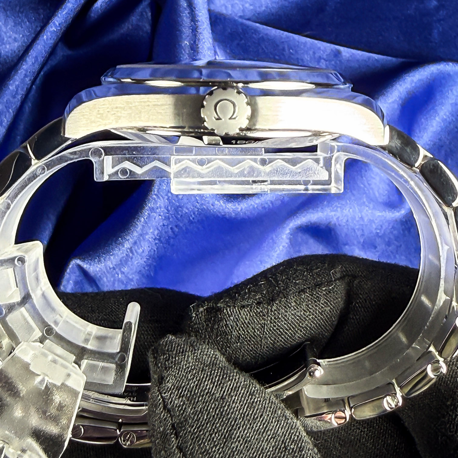 Omega Seamaster Aqua Terra 15,000 - 231.10.42.21.01.002 – Image 8
