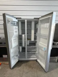 LG Refrigerator  – Image 7