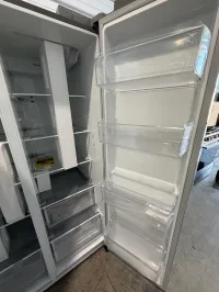 LG Refrigerator  – Image 8