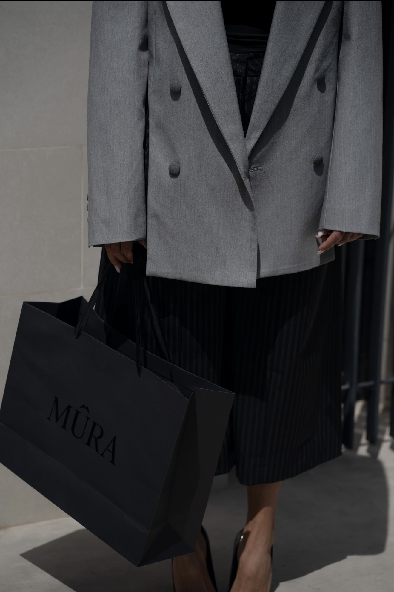 Blazer Gris Arquitectónica – Image 4