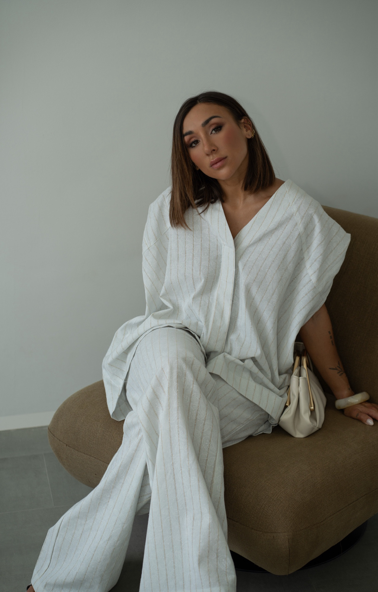 Blusón paisley Blanco – Image 1