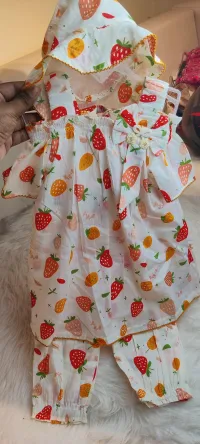 Strawberry Print Cotton Top, Pant & Cap Set for Girls – Image 5