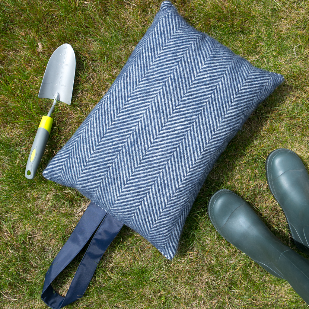 Garden Kneelers – Fishbone Navy/Navy