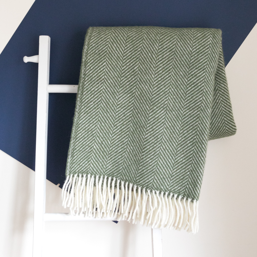 Pure New Wool Blankets – Image 1