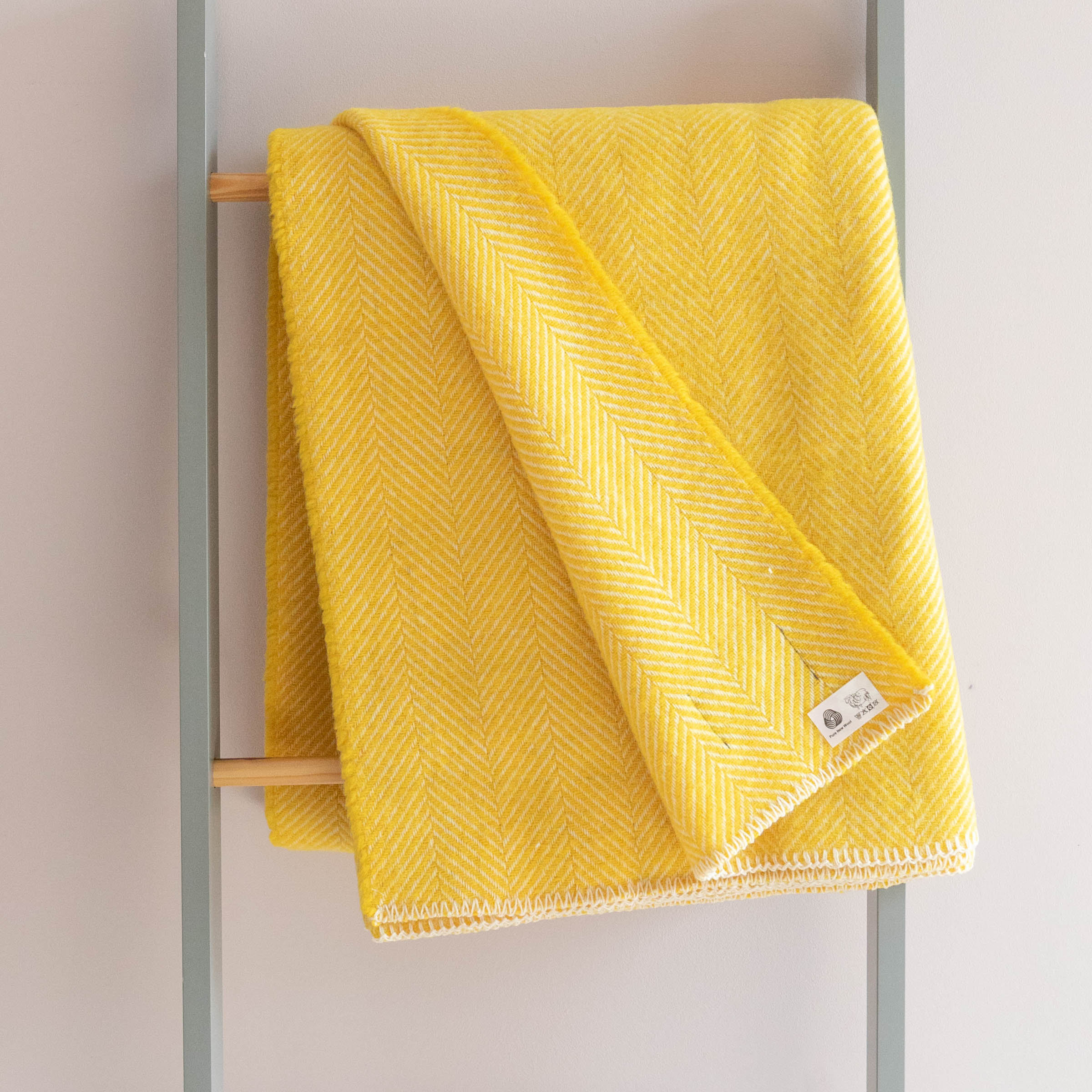 Pure New Wool Blankets – Image 8