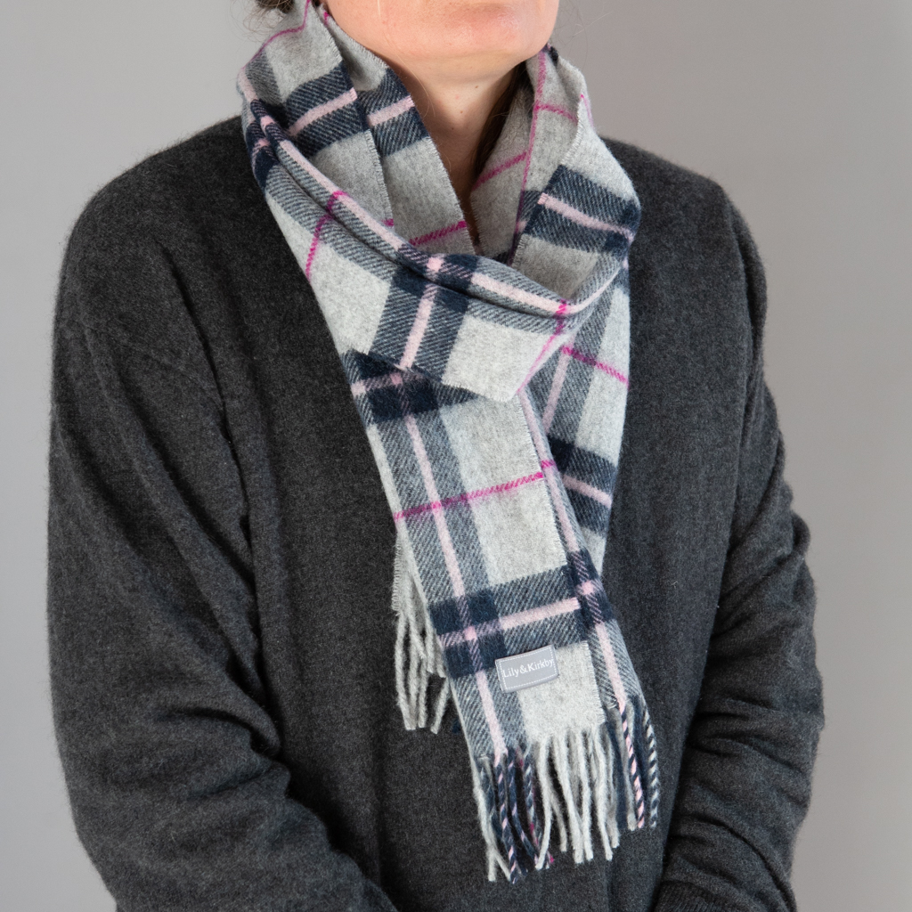 Merino Wool Scarf - 25 x 190cm – Image 4