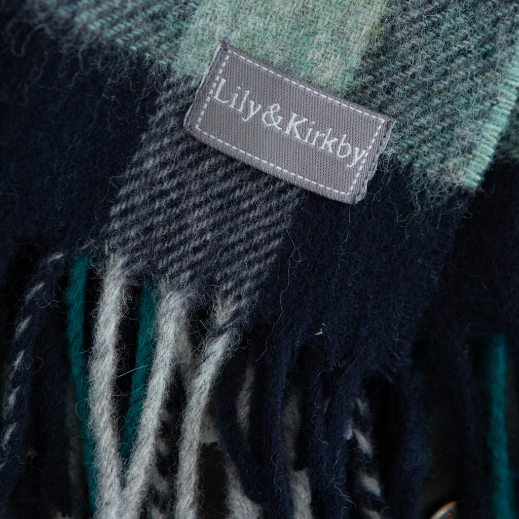 Merino Wool Scarf - 25 x 190cm – Image 13