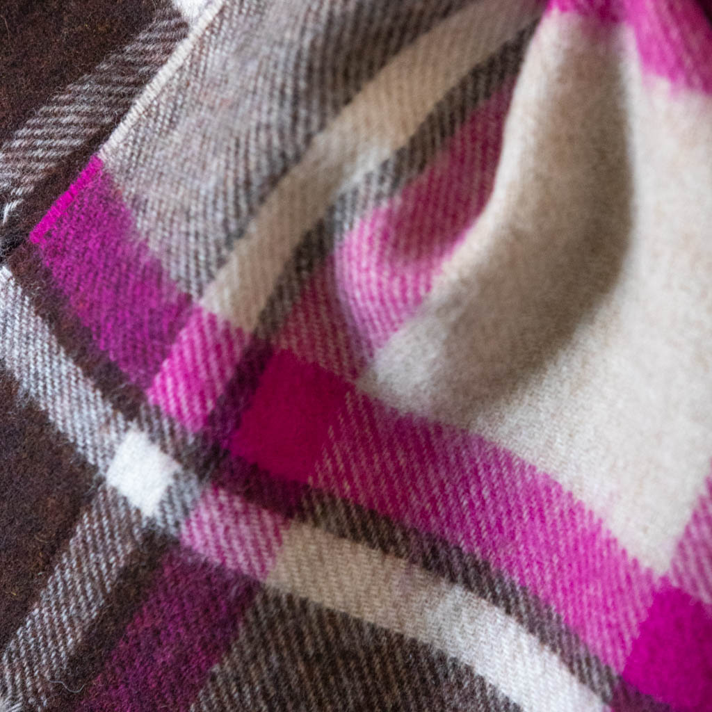 Merino Wool Scarf - 25 x 190cm – Checks Perceval Cerise