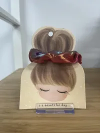 Scrunchie – Metallic rainbow