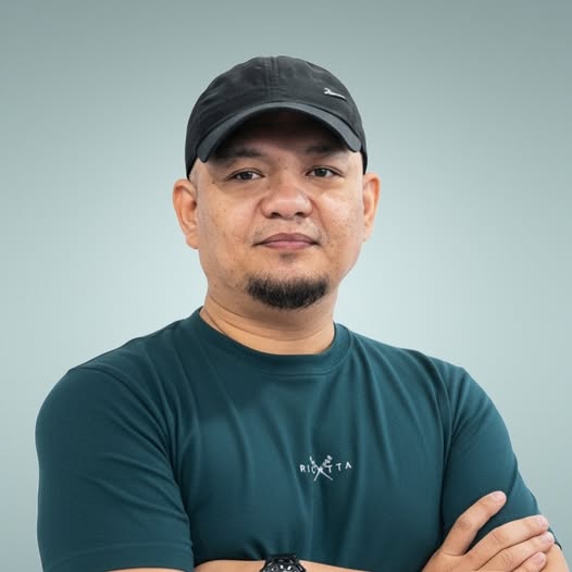 blog author image