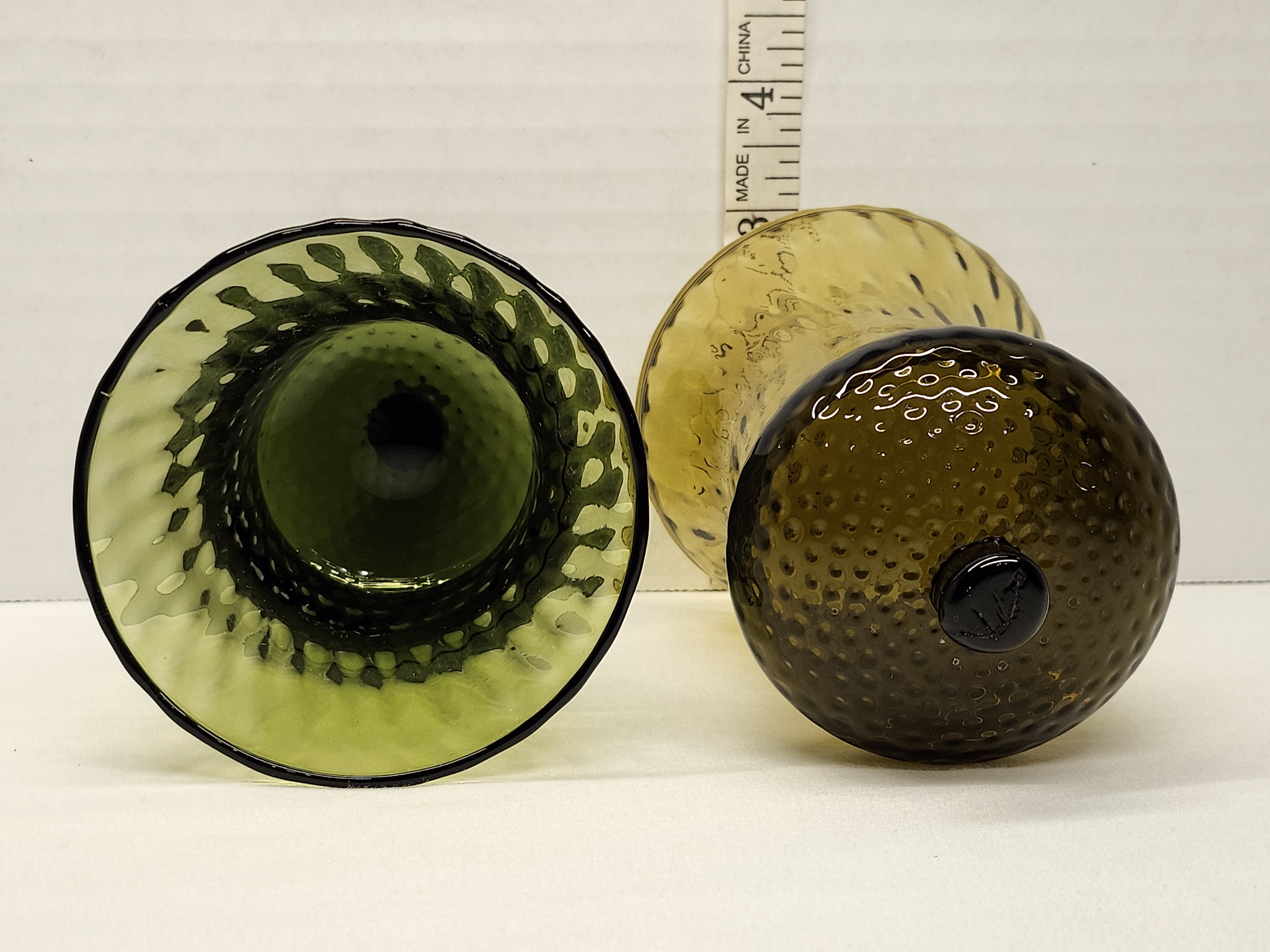Vintage 1970s Homco Earth-Tone Peg Votive Glass Shades - Avocado & Amber Pair – Image 2