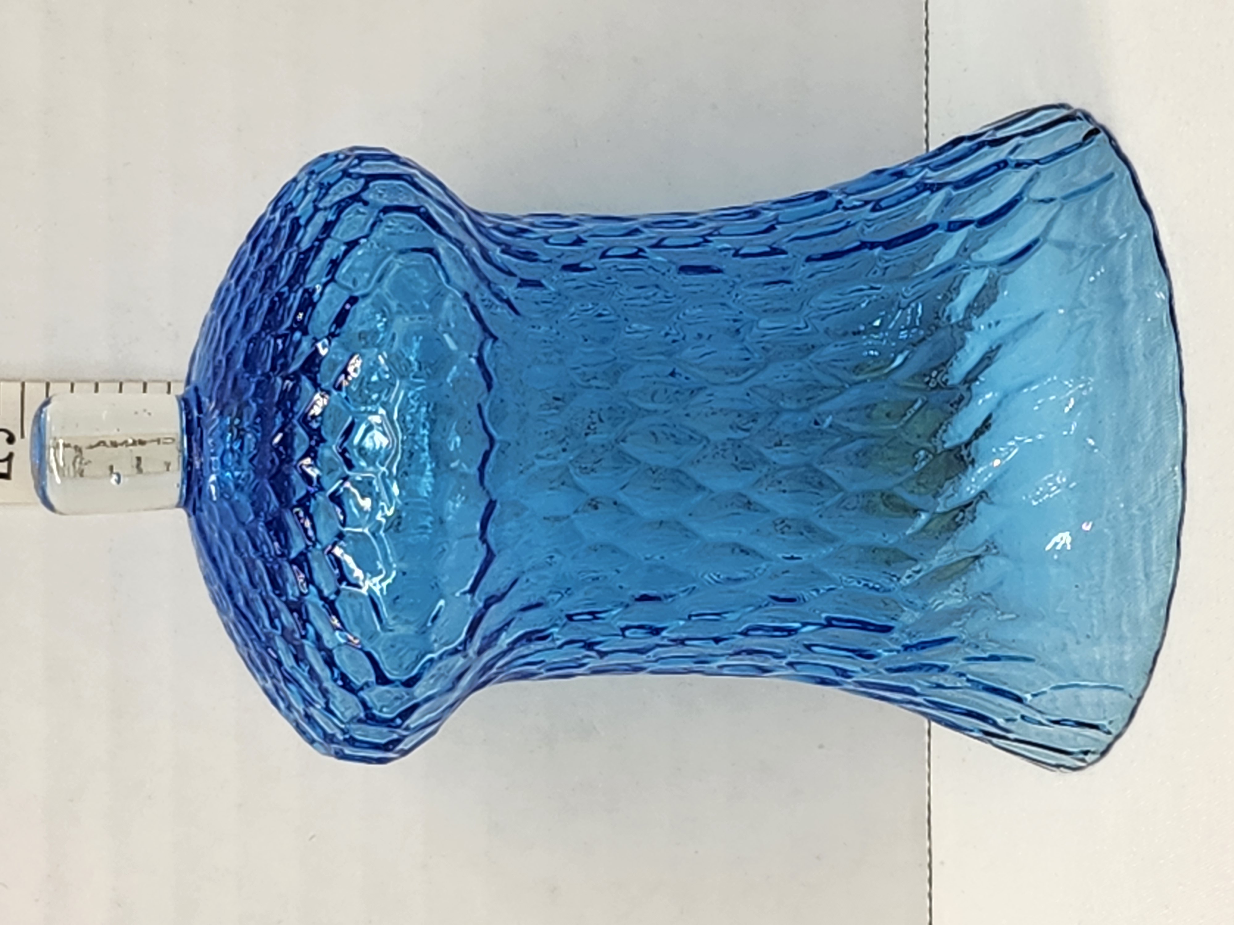 Vintage 1970s Homco Bimini Blue Diamond Optic Peg Votive Glass Shades - Pair – Image 3