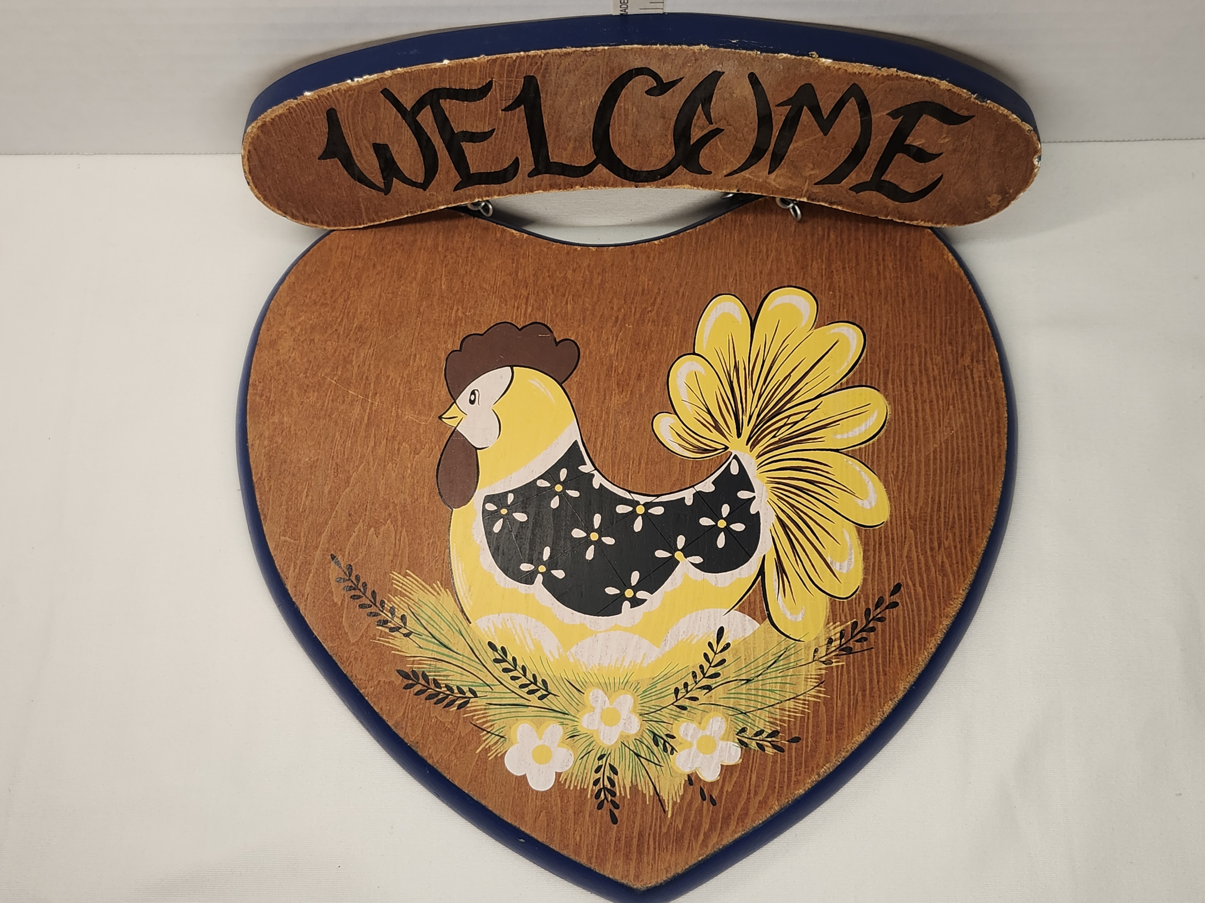 Vintage 1980s Hand-Painted Wooden Country Rooster Welcome Sign – Image 3