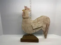 Vintage Shabby Chic Wooden Rooster Decor – Image 1