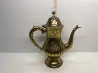 Vintage Brass Swirl Design Coffee Pot - Ornate Decorative Teapot – Image 2