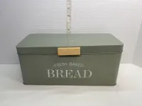 Vintage Sage Green Metal Bread Box - Farmhouse Countertop Storage Bin – Image 1