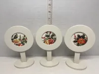 Vintage-Style Round Wood Pedestal Photo Frames with Floral Prints - Set of 3 With IOD transfer  – Image 2