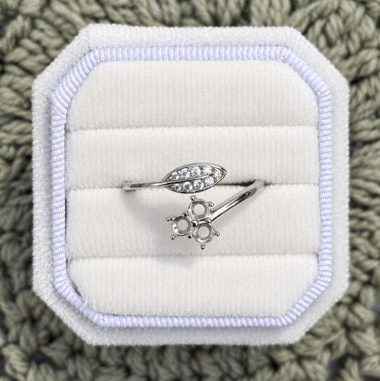 three fold keepsake ring – Image 1
