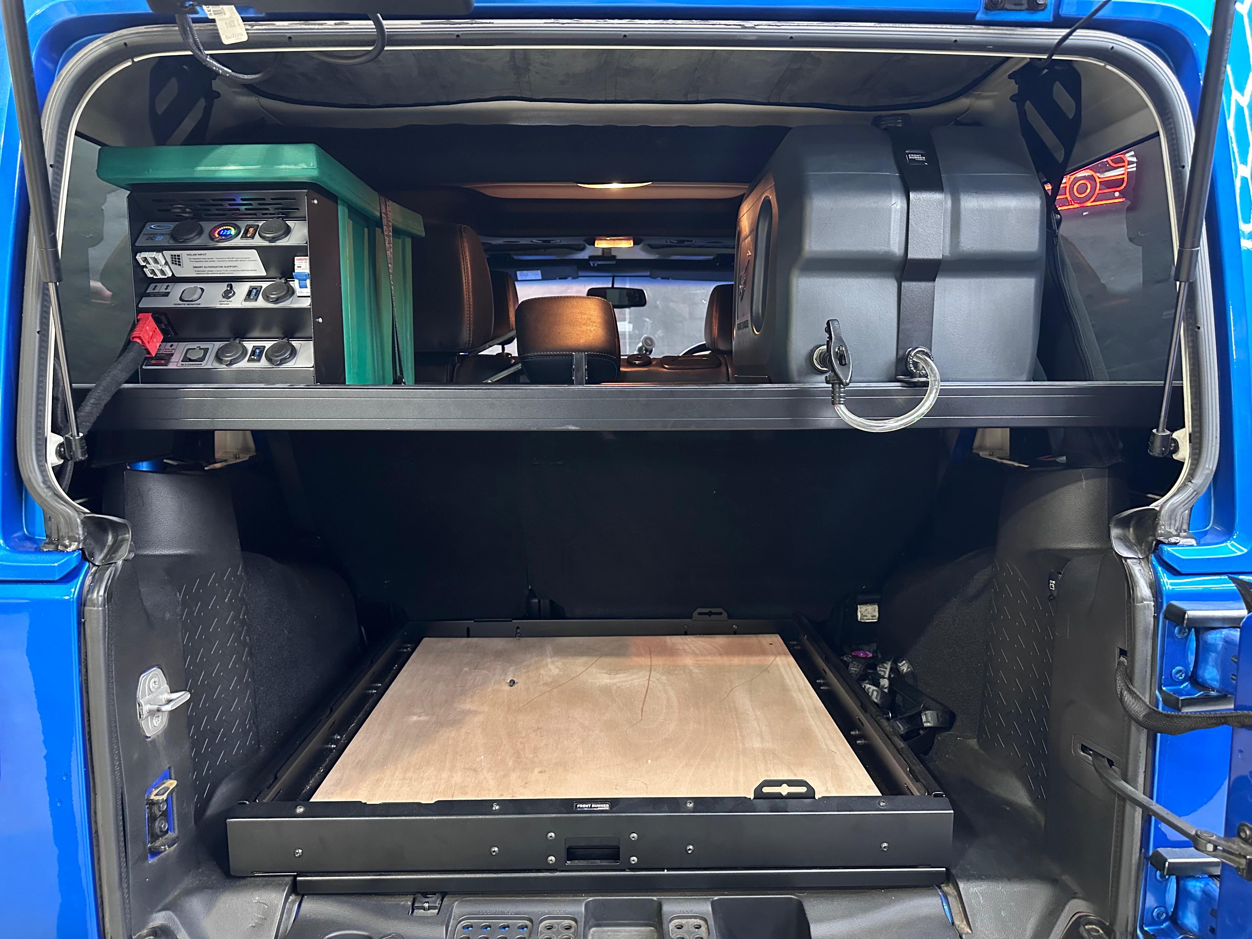 Jeep Wrangler 3.6 Unlimited Sahara A/T – Image 10