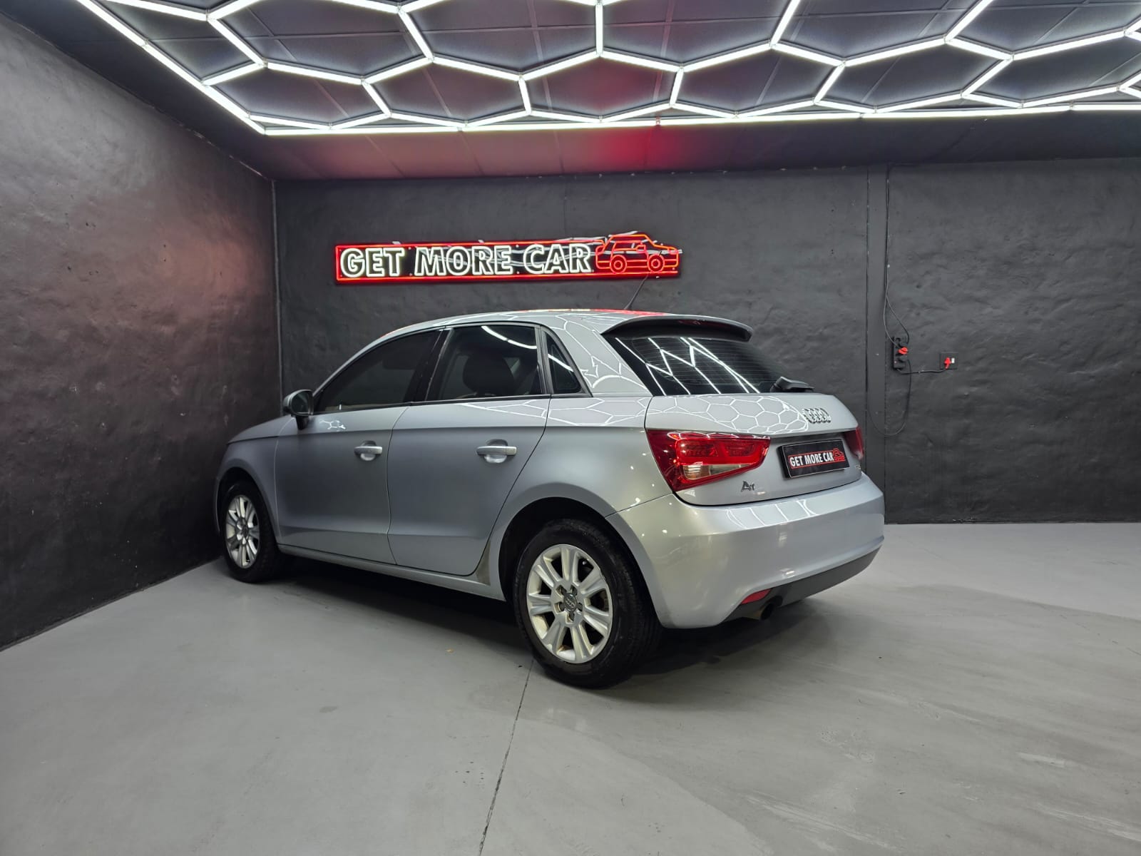Audi A1 1.2T FSI Attraction 3DR – Image 4