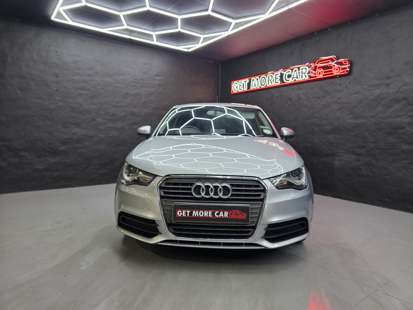 Audi A1 1.2T FSI Attraction 3DR – Image 2