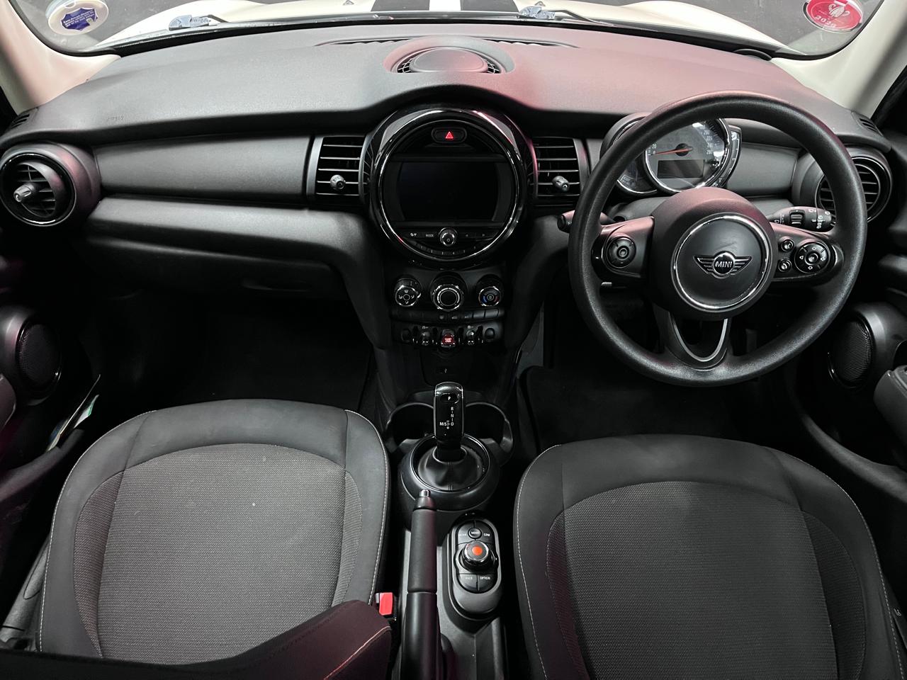 MINI One 1.5T – Image 10