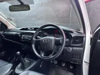 Toyota Hilux 2.4 GD S P/U S/C – Image 9