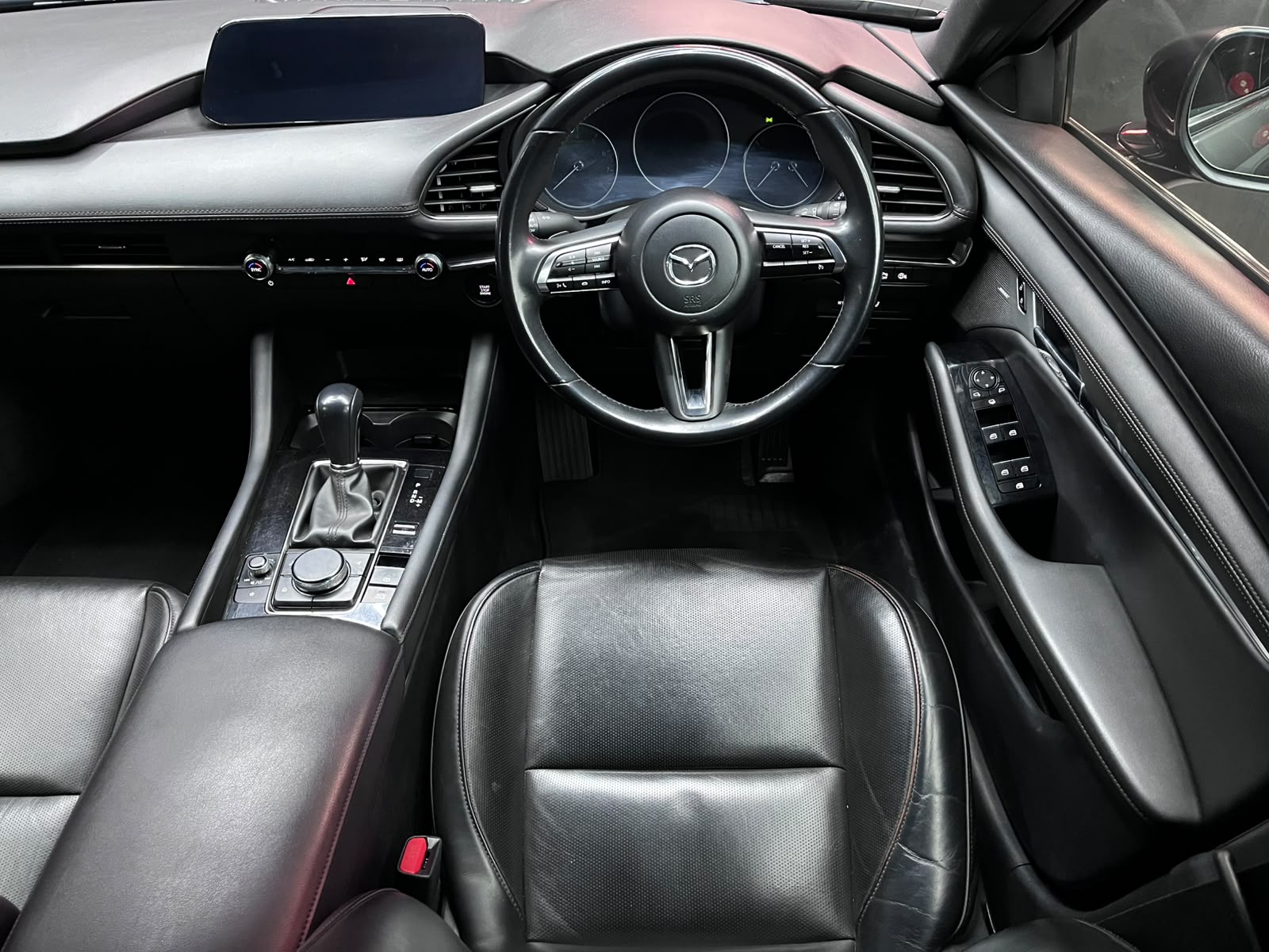  Mazda3 2.0 Astina A/T 5DR – Image 13