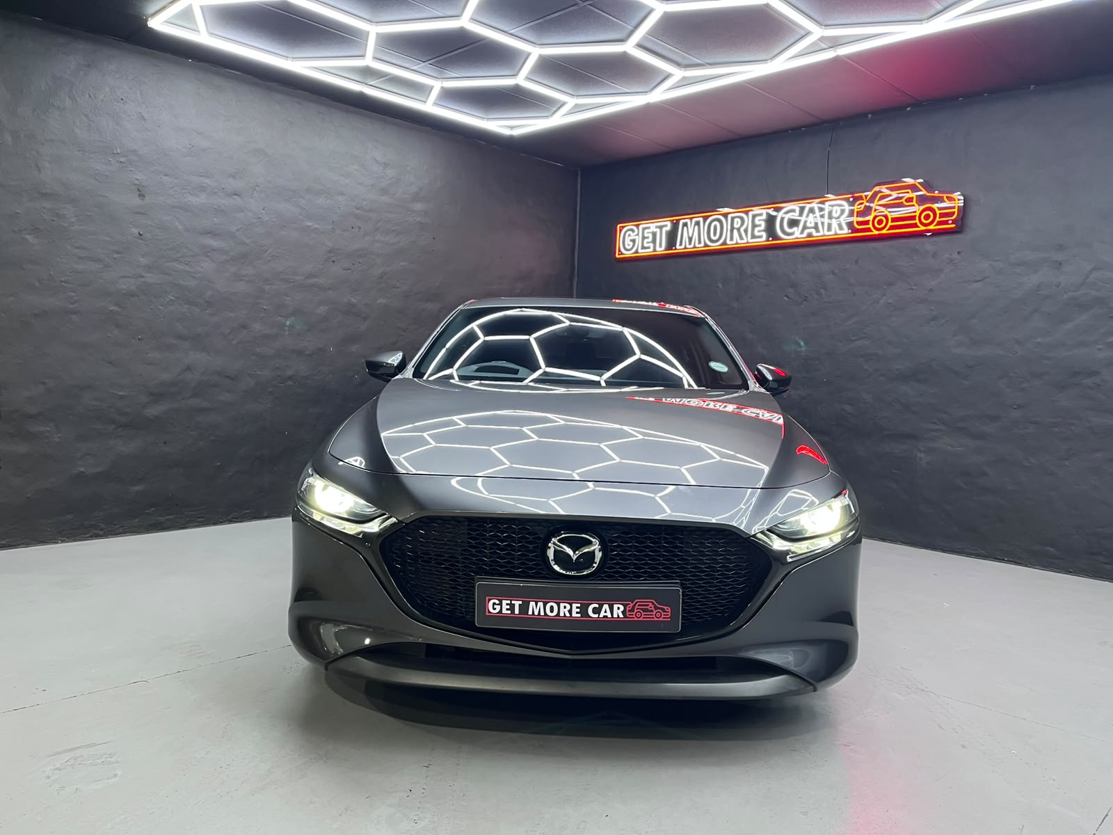  Mazda3 2.0 Astina A/T 5DR – Image 2