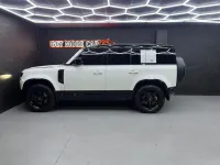 Land Rover Defender 110 D300 SE – Image 12