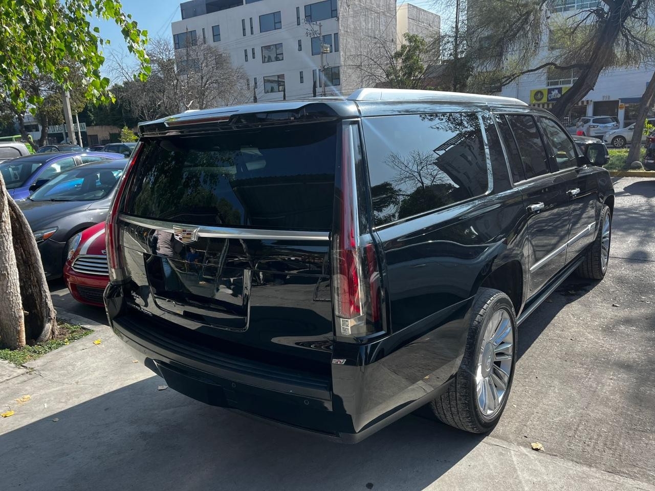 CADILLAC ESCALADE ESV PLATINUM 2016 – Image 5