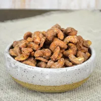 Santa's Bribe Cashews – Image 4