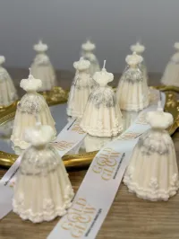 Colección Momentos que Iluminan – Set de 12 Velas Personalizadas – Image 2