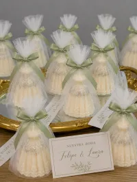 Colección Momentos que Iluminan – Set de 12 Velas Personalizadas – Image 3