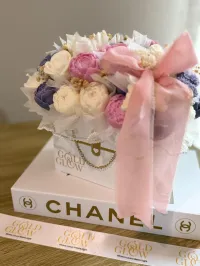 Cesta Floral de Velas Artesanales “Rosé Lavande” – Image 2
