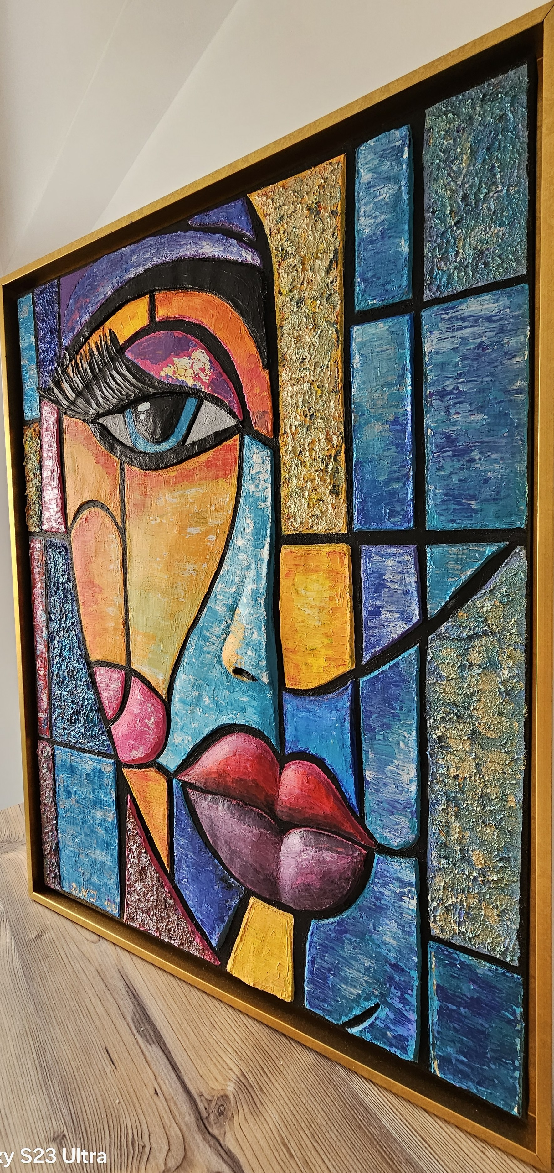 Her fragmented identity – Image 6