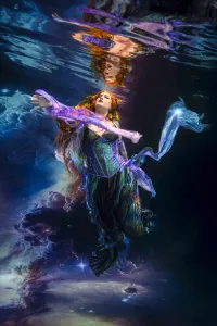 Between Worlds – Image 1