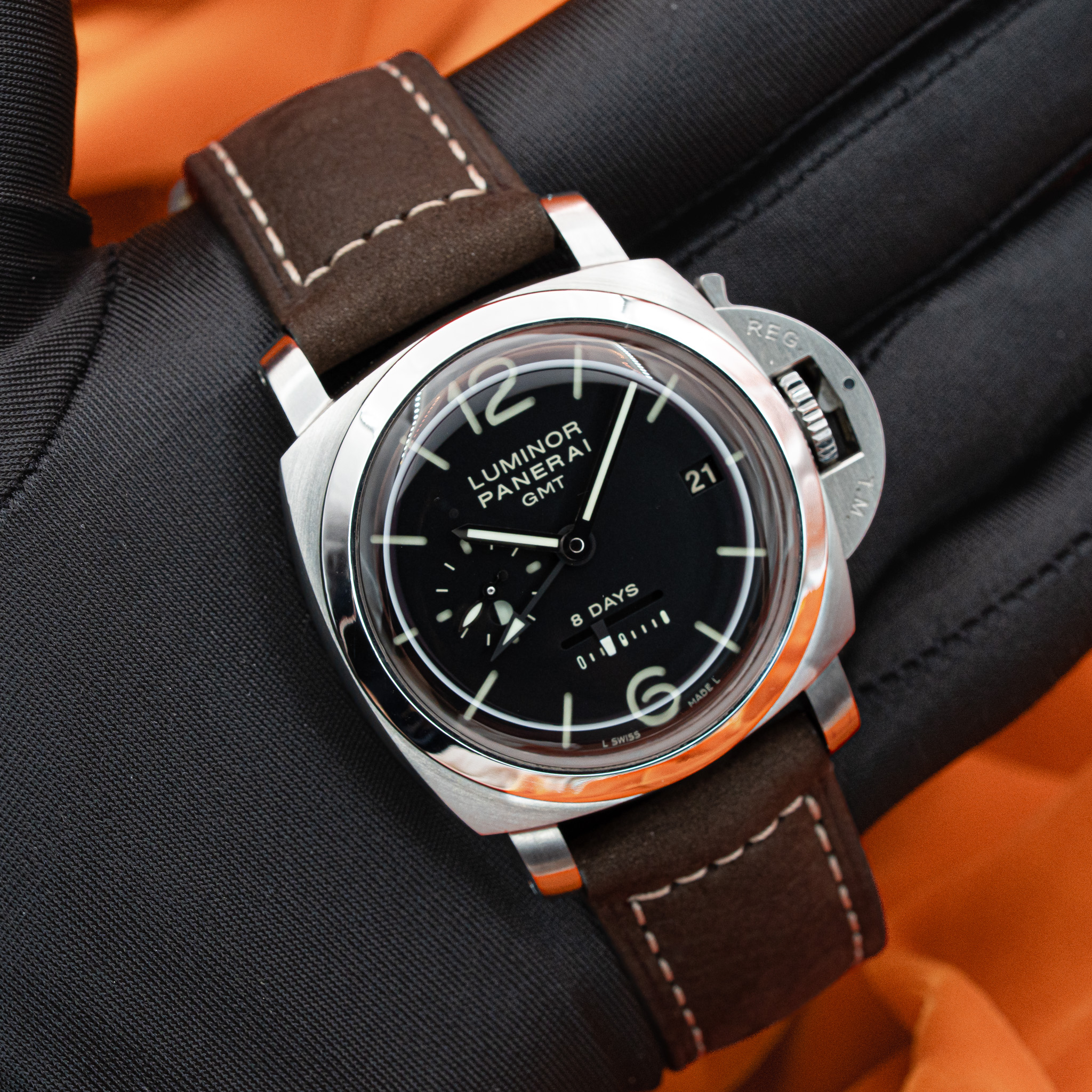 Panerai Luminor 8 Days GMT PAM00233 – Complete Set in Good Condition! – Image 10