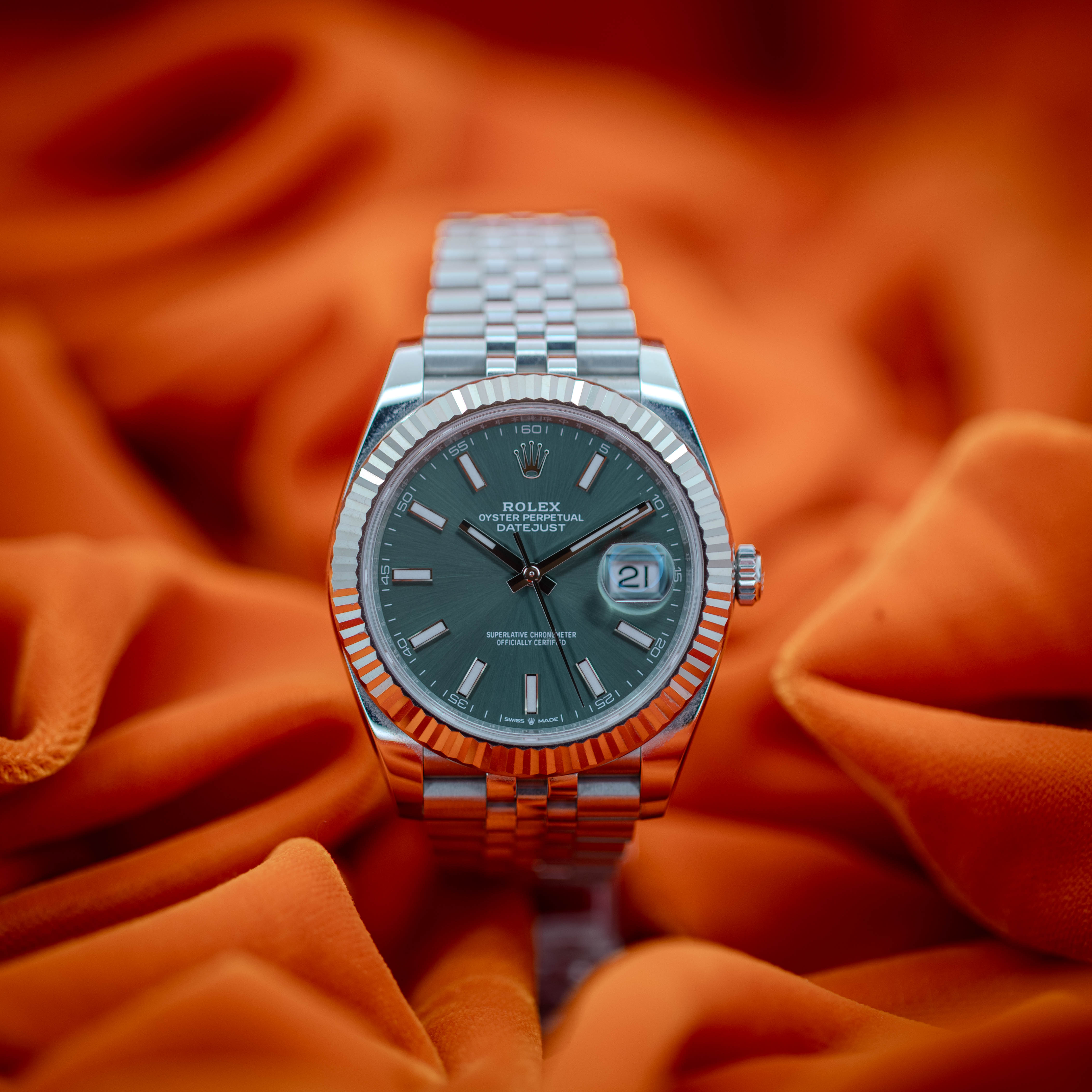 Rolex Datejust 41 Mint Green 126334 – Complete Set in Good Condition! – Image 7