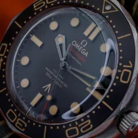Omega Seamaster 300M "007 Edition" 210.92.42.20.01.001 – Image 8