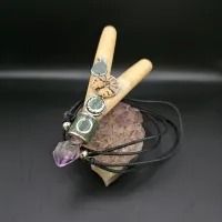 Kuripe Palo Santo Wood-Holy Wood- with amethyst – Image 2