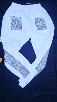 Embroidery Trousers Size L - Handmade by Shipibo Indigenous in Peru. L 1.06cm x Inseam 78cm – Image 4