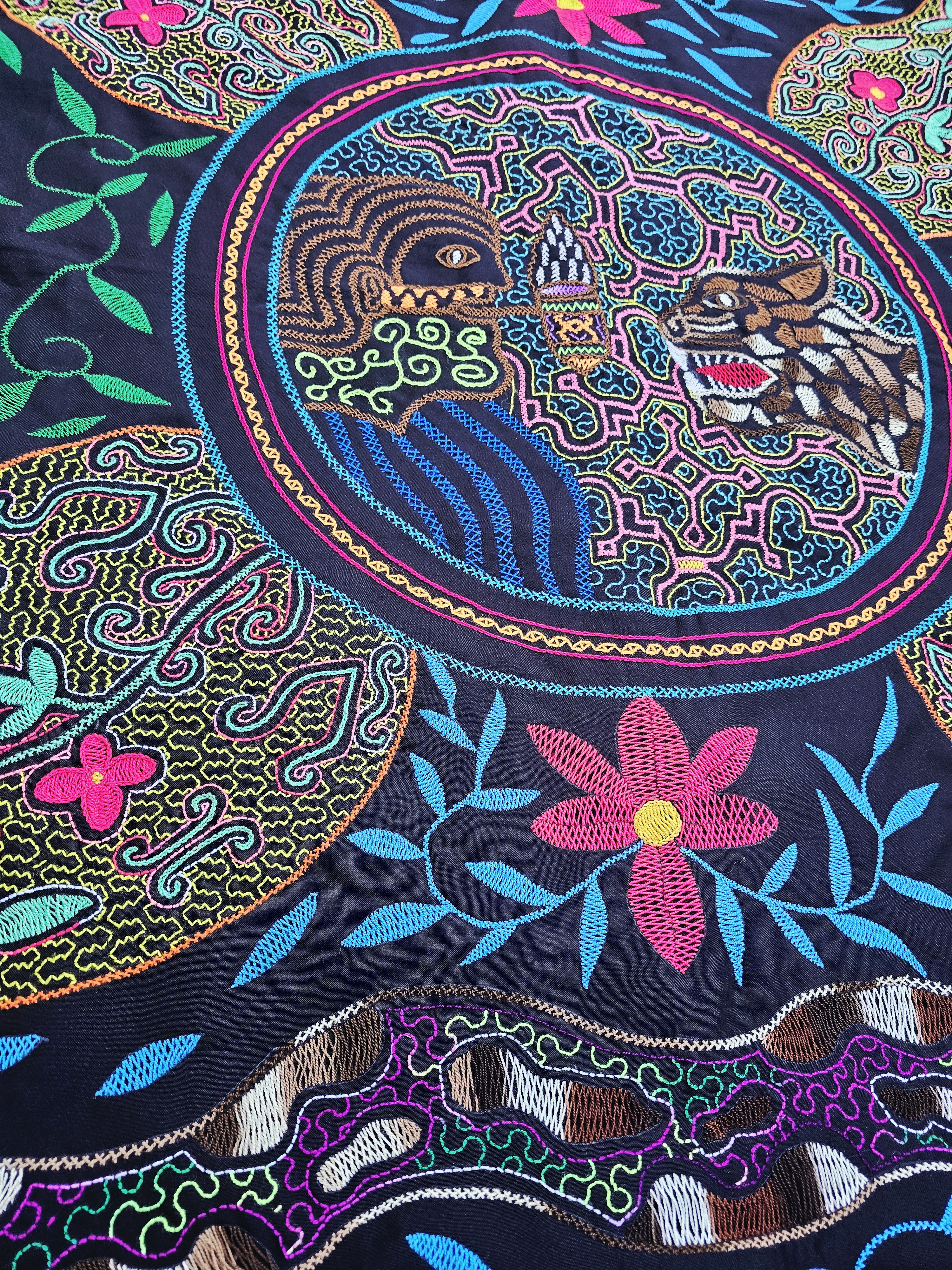 4. Hand Embroidery, Shaman Jaguar Spirit 143 cm-150cm – Image 3