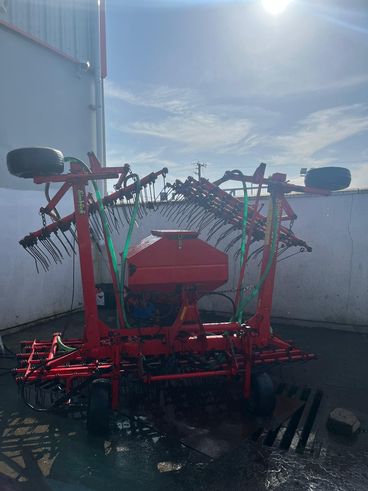 EINBOCH 6M GRASS HARROW C/W AIR SEED BOX – Image 6