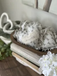 Quiet Strength Heart Bowl Filler – Neutral with Quiet Strength Tag
