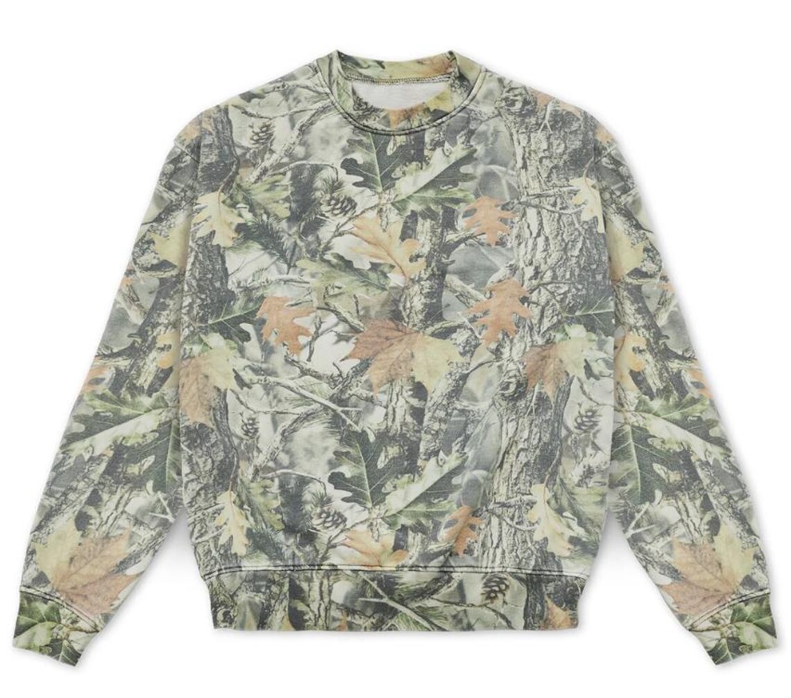 Jesus is King // Camo // Crewneck Sweatshirt – Image 2
