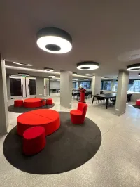 📍QUO TOWER | 1BD 1BTH | SMALL | USD 1600  – Image 2