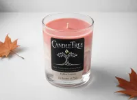 Fallen Leaves Hand-Poured Soy Candle – Image 1