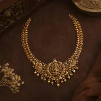 Antique Gold Finish Necklace – Image 1